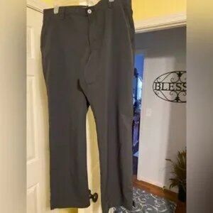 Under Armour men’s golf pants 38x30